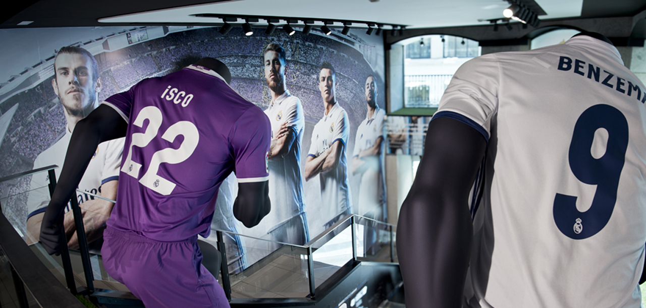 Real Madrid Official Store - Carmen